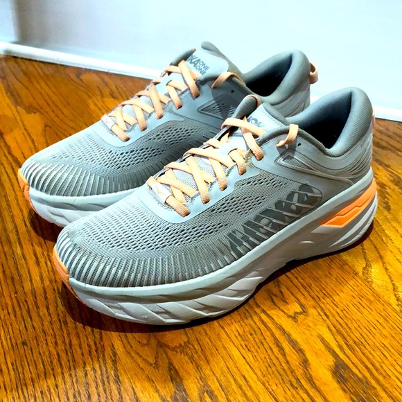 Hoka Bondi 7 Women’s Running Shoes Sz 10 HARBOR MIST / SHARKSKIN